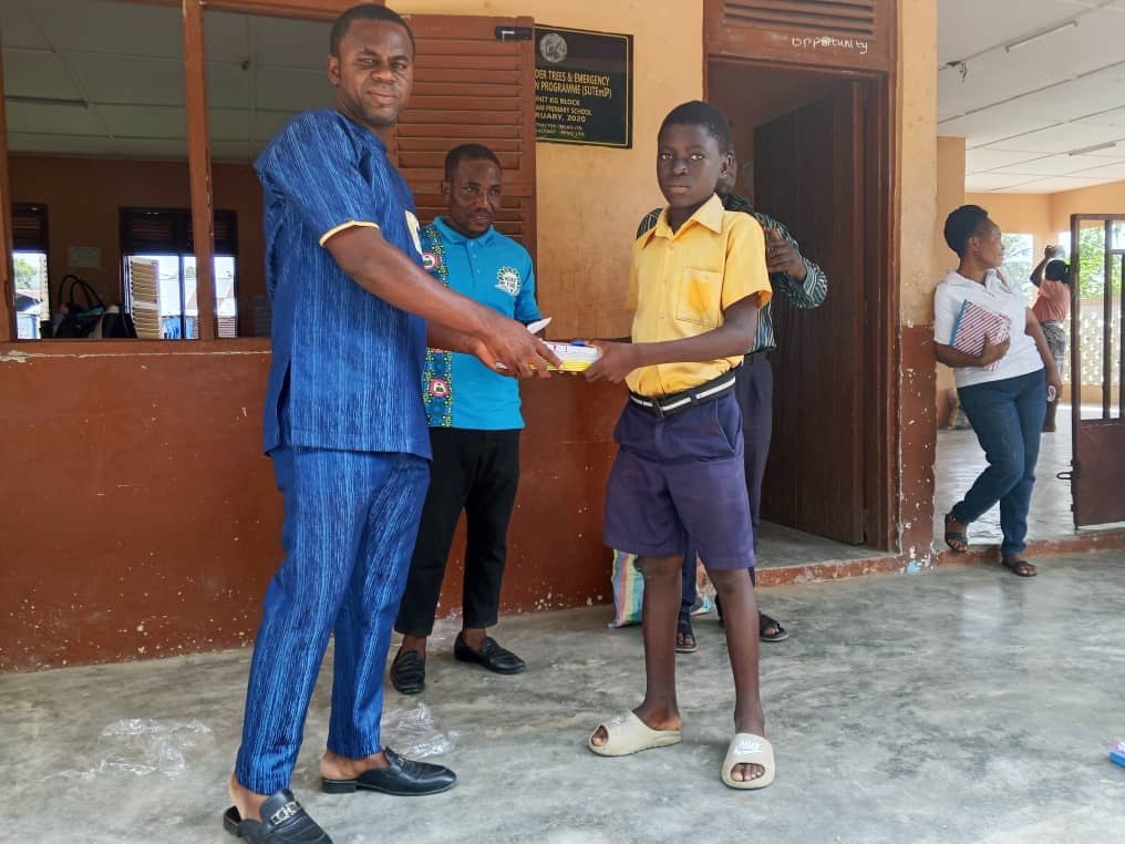 Business Mogul Akaribo Samuel Ayouka Donates to Okonam DA Primary School
